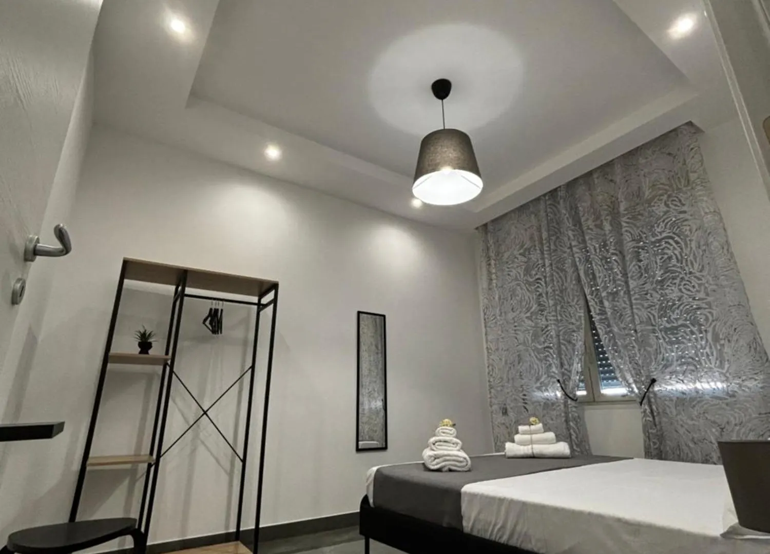 Louis Helen Apartment Naples